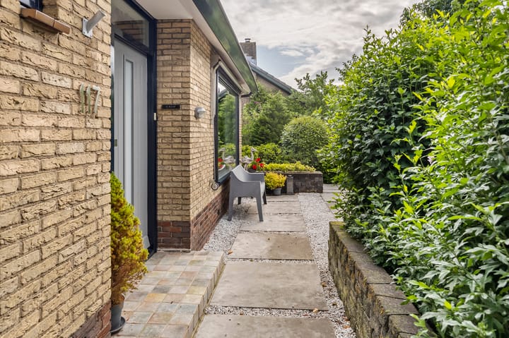 Photo 5 of Dorpsweg 117