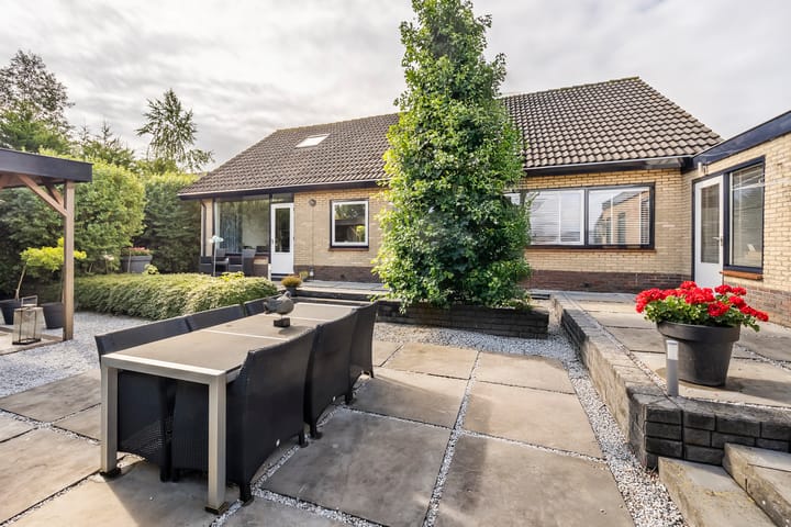 Foto 15 van Dorpsweg 117