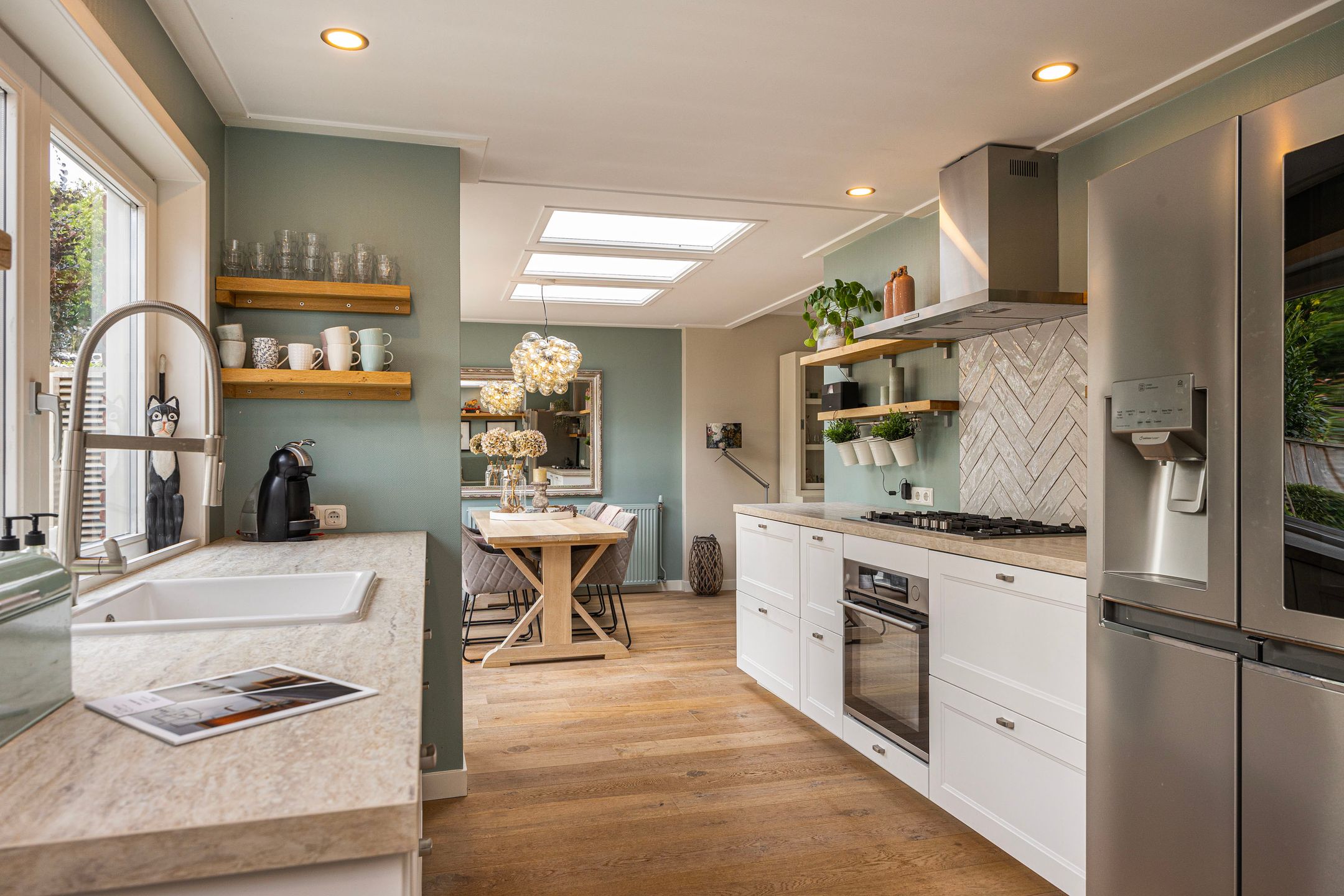 Photo 3 of Bornsestraat 110