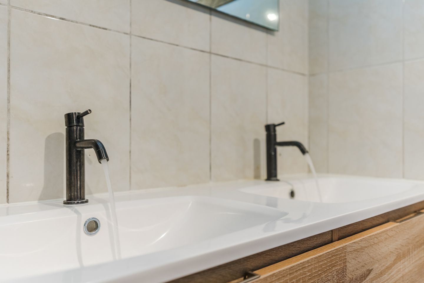 Foto 14 van Valkenierstraat 36