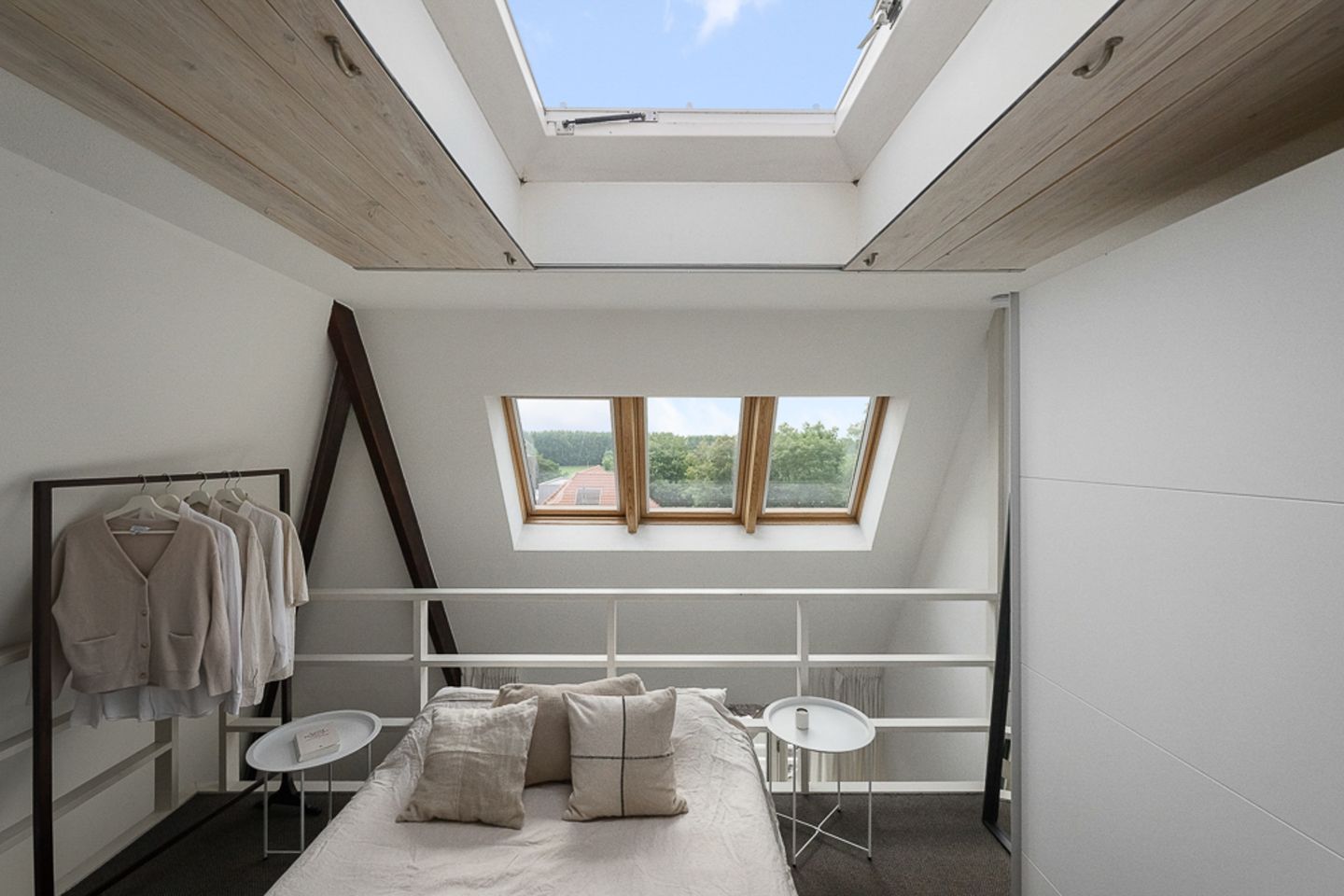 Photo 19 of Langebuurt 29-E