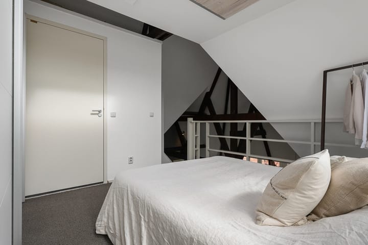 Foto 21 van Langebuurt 29-E