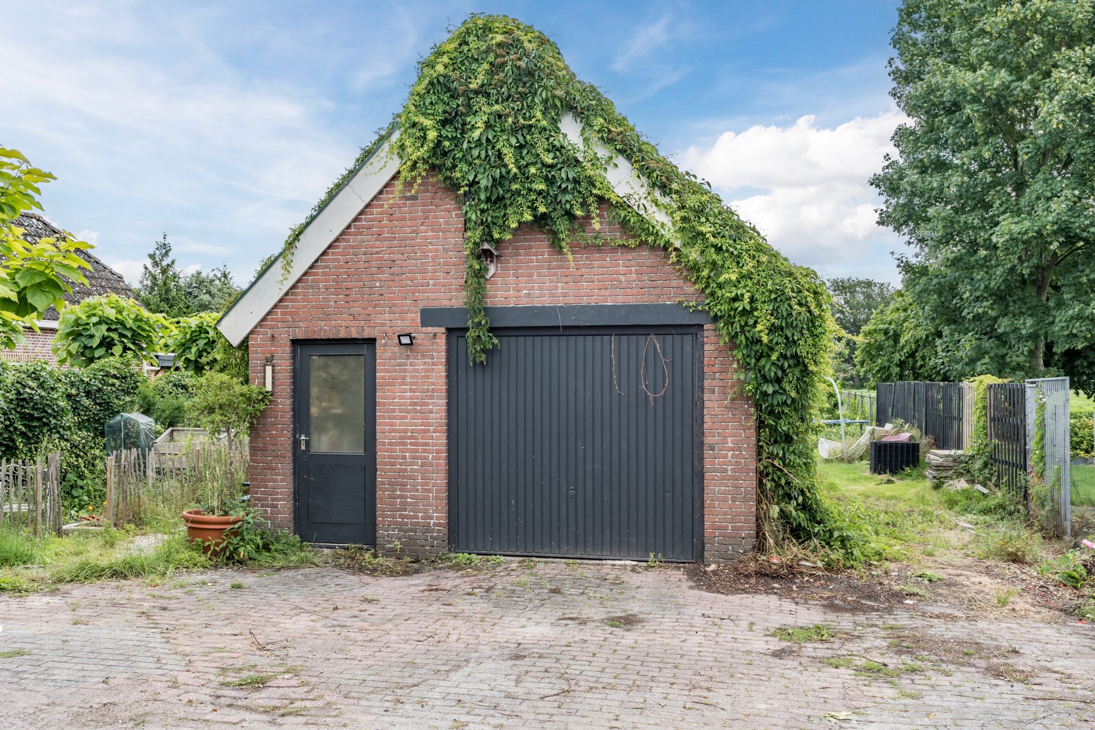 Photo 42 of H.J. Kniggestraat 64