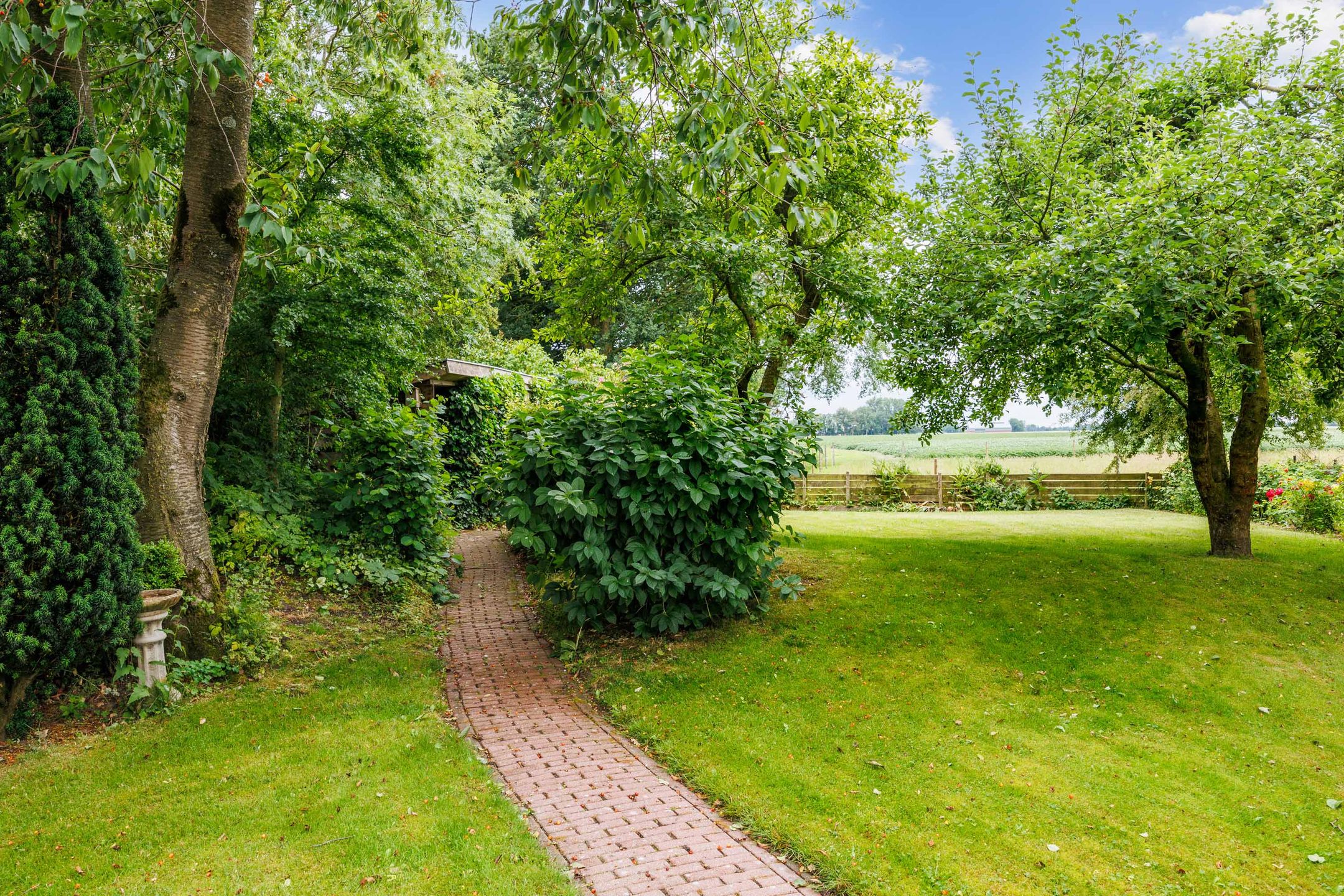 Photo 48 of Broeksterweg 6