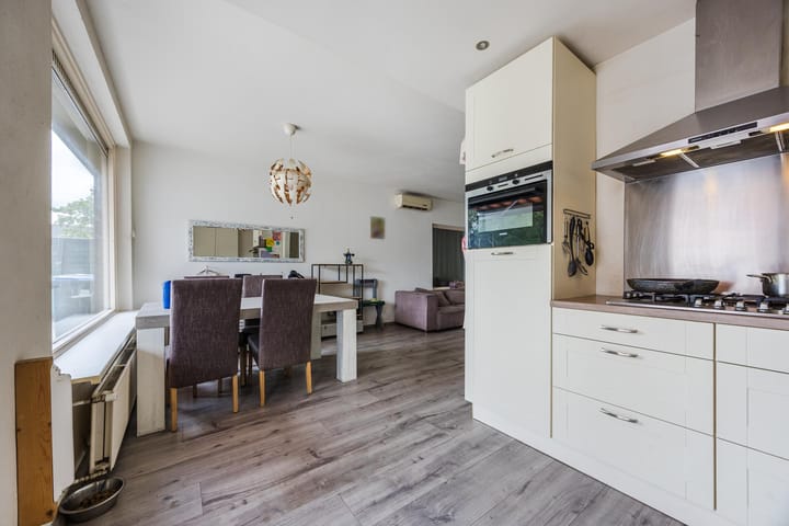 Photo 8 of Etudestraat 2