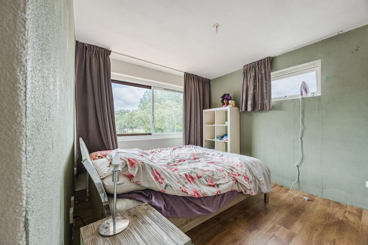 Photo 12 of Etudestraat 2