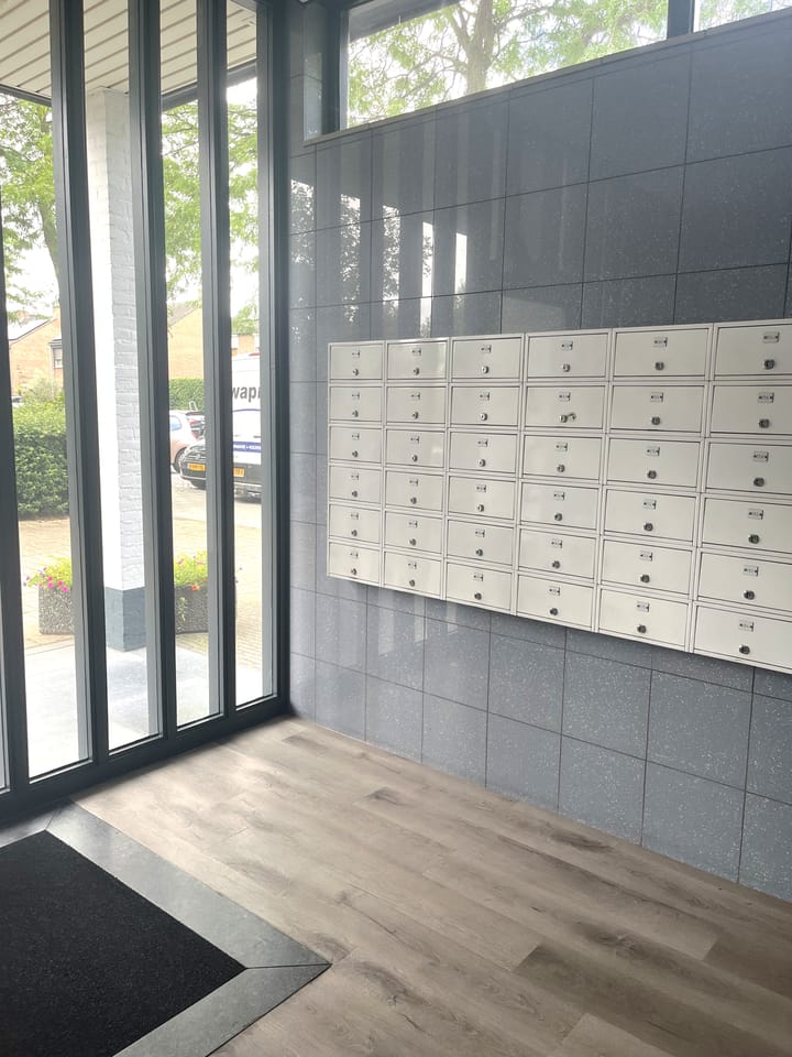 Photo 7 of Albert Cuypstraat 300