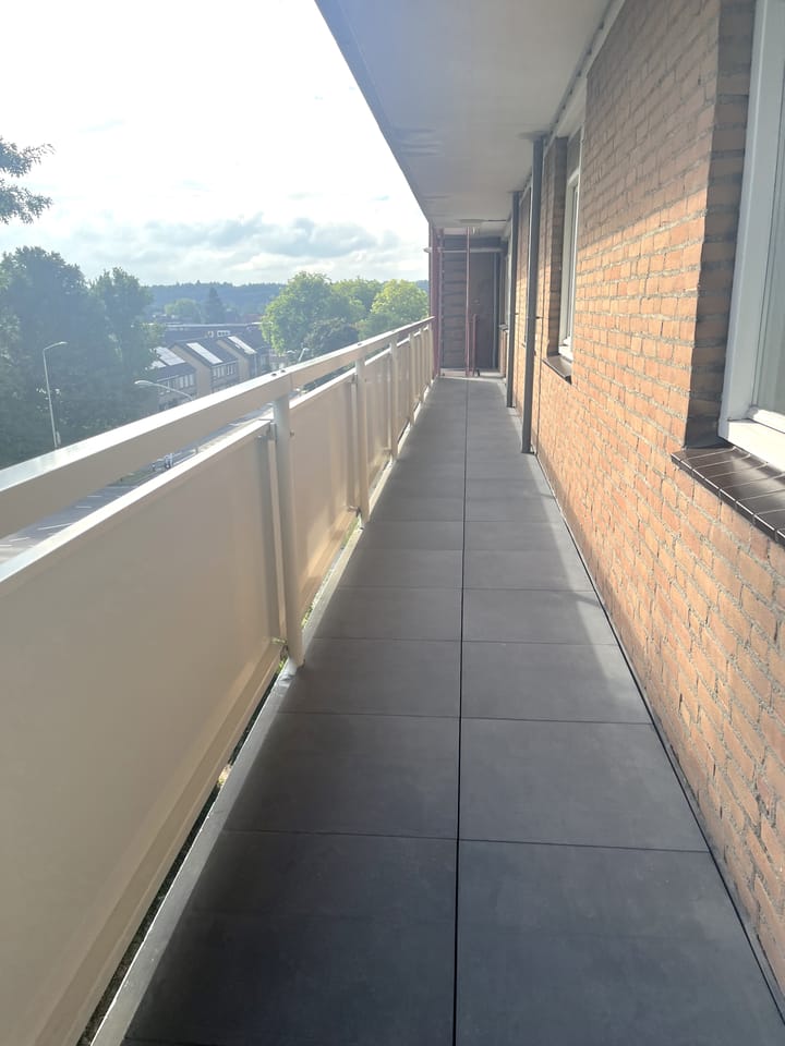 Photo 8 of Albert Cuypstraat 300