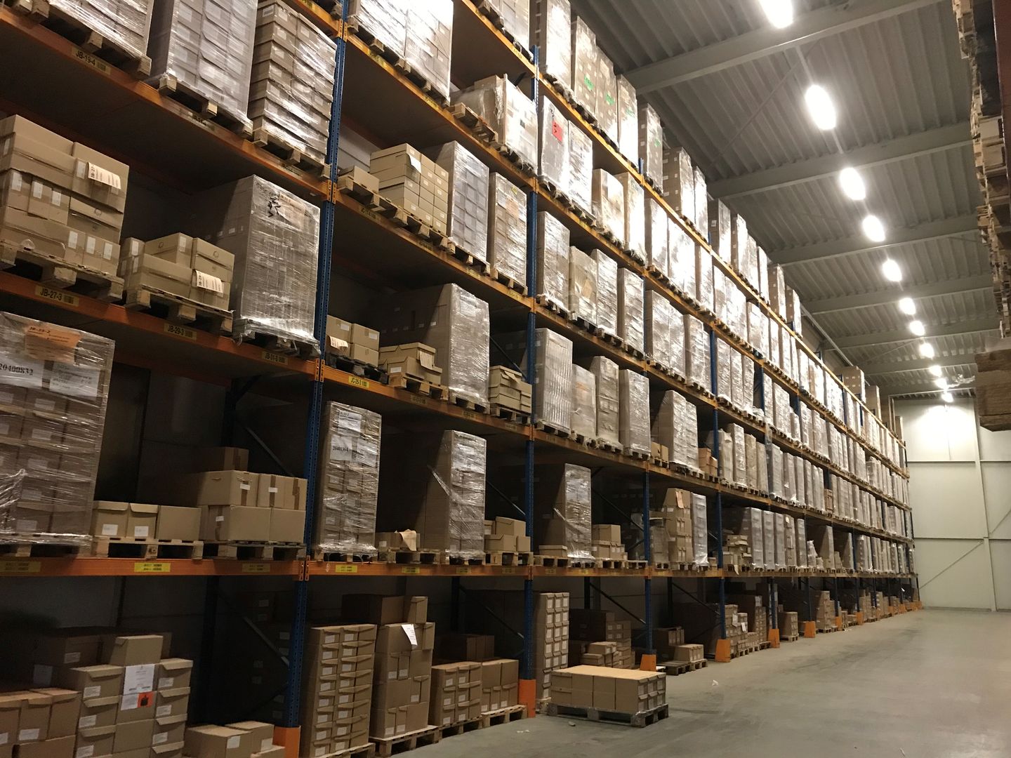 View photo 5 of Edisonstraat 65