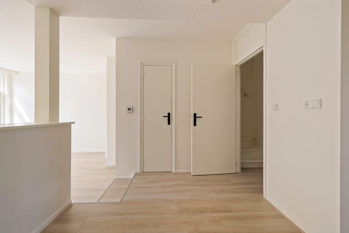 Photo 10 of Pieter Wariuslaan 78