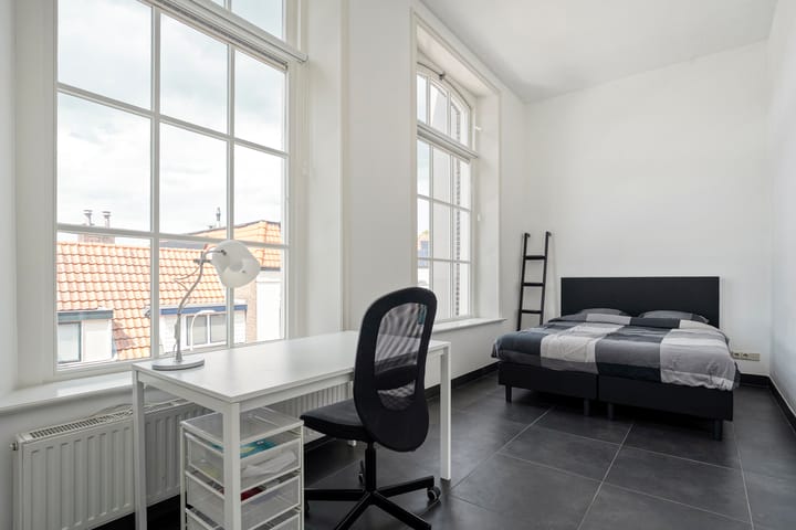 Foto 19 van Van Karnebeekstraat 67-D