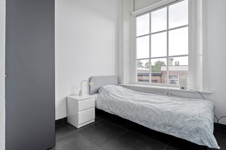 Foto 21 van Van Karnebeekstraat 67-D