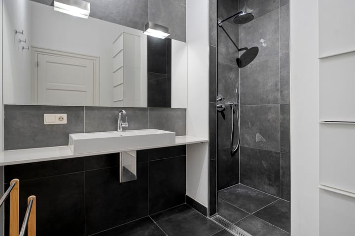 Foto 23 van Van Karnebeekstraat 67-D