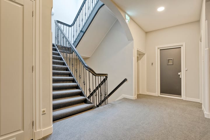 Foto 27 van Van Karnebeekstraat 67-D