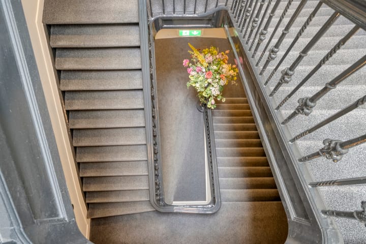 Foto 28 van Van Karnebeekstraat 67-D