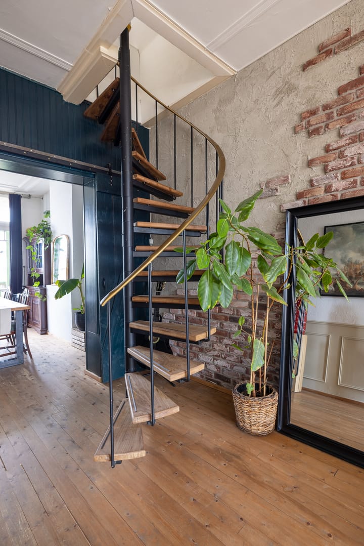 Foto 21 van Banierstraat 27-C02