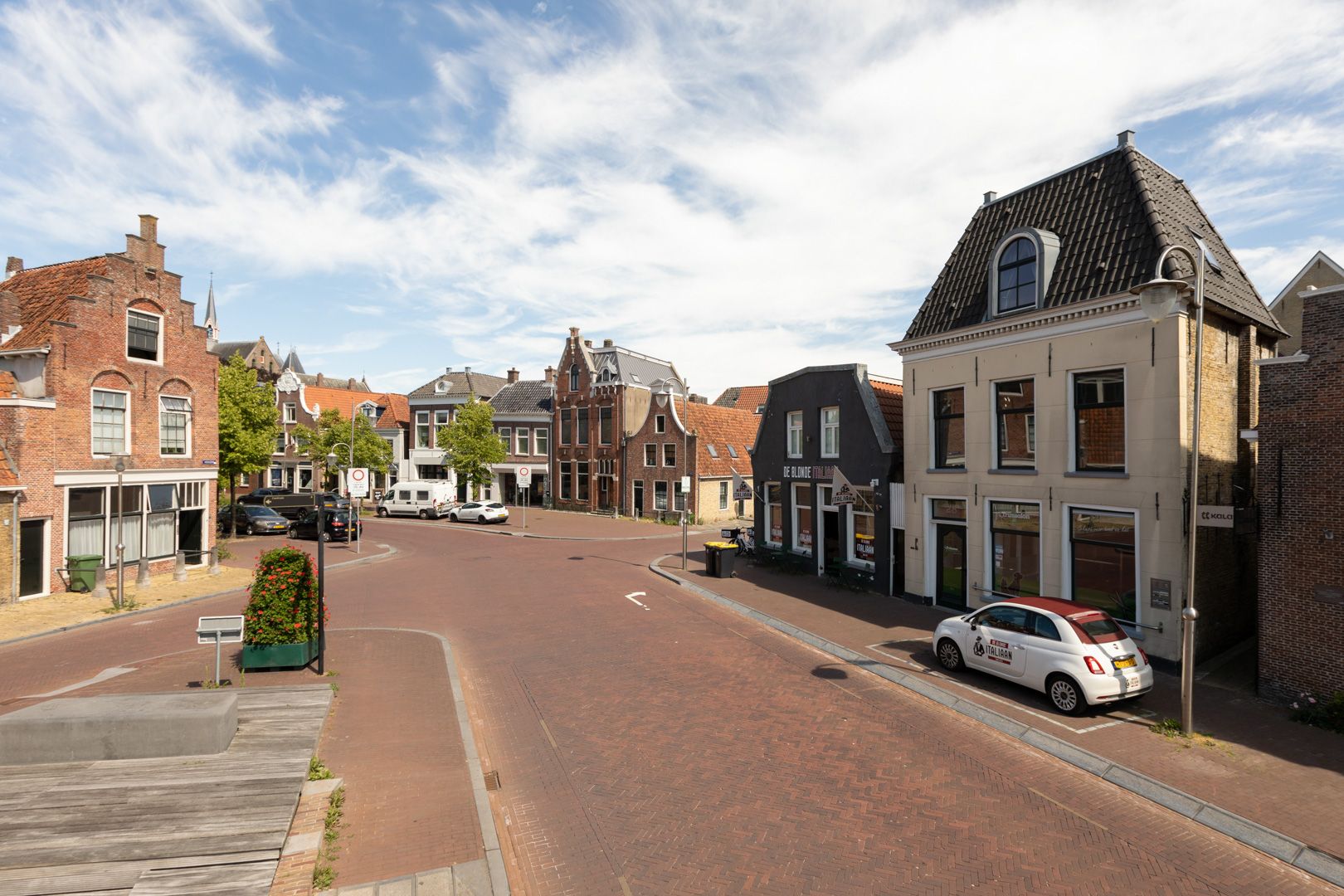 Foto 45 van Hoogend 28-A