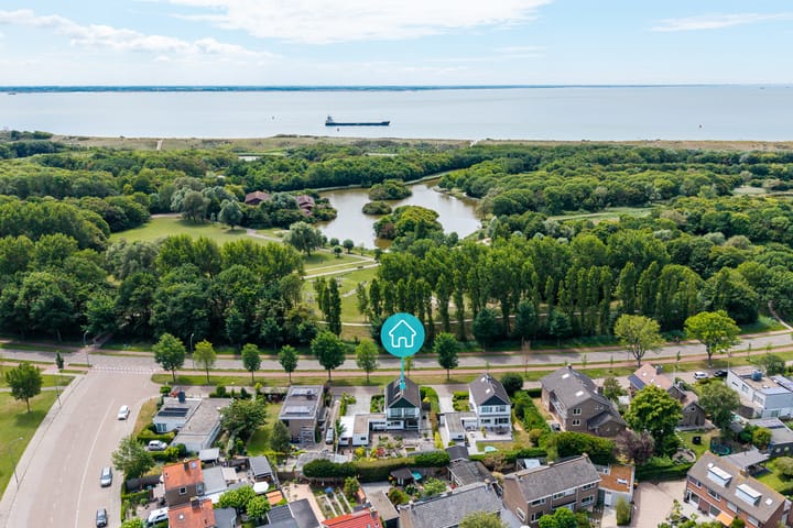 Foto 2 van Burgemeester van Woelderenlaan 58