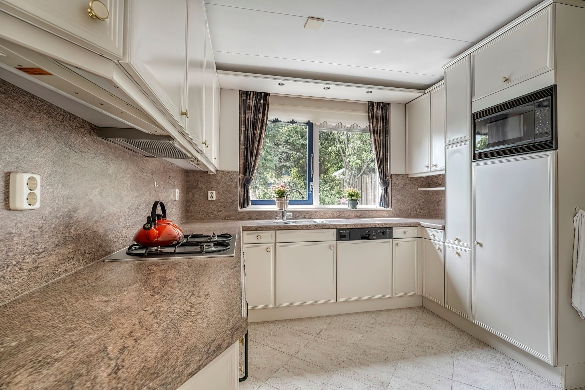 Photo 12 of De Til 15