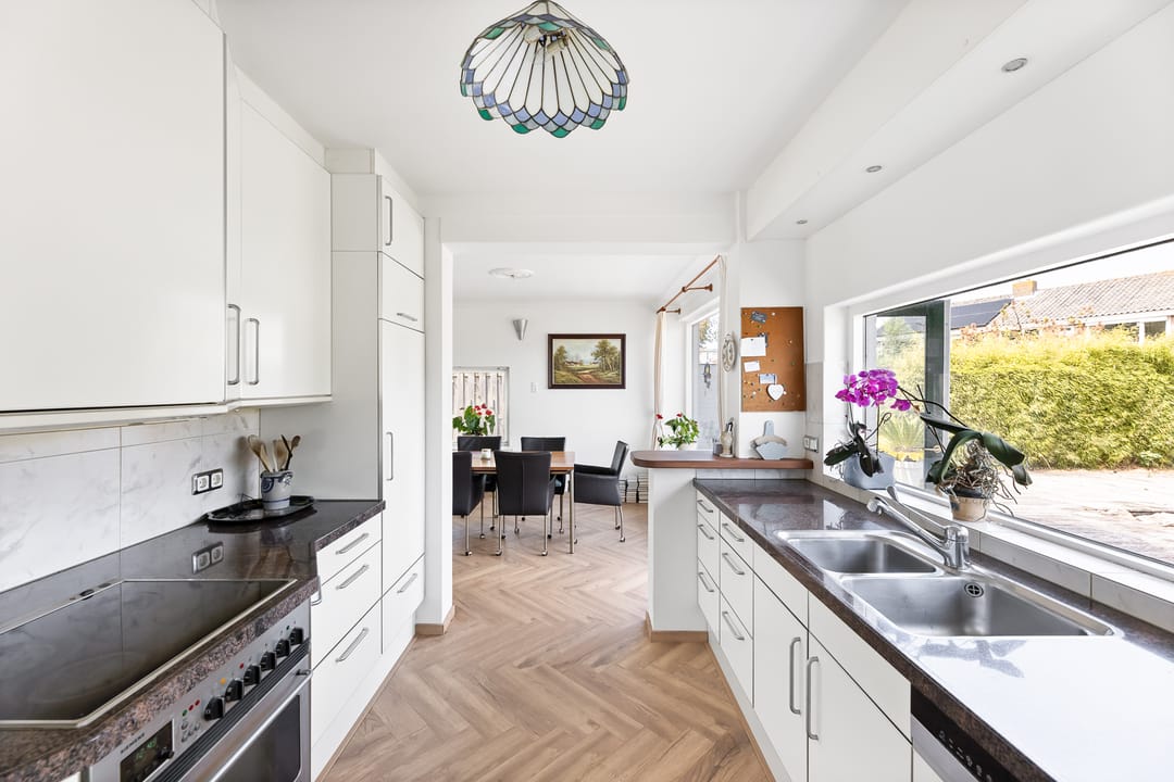 Foto 16 van Burgemeester van Woelderenlaan 58