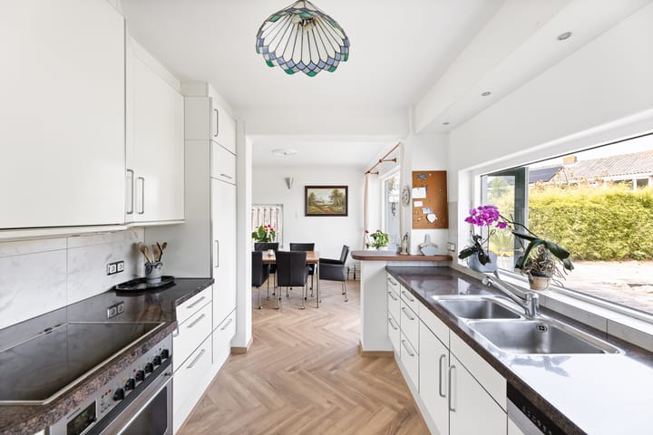 Foto 16 van Burgemeester van Woelderenlaan 58