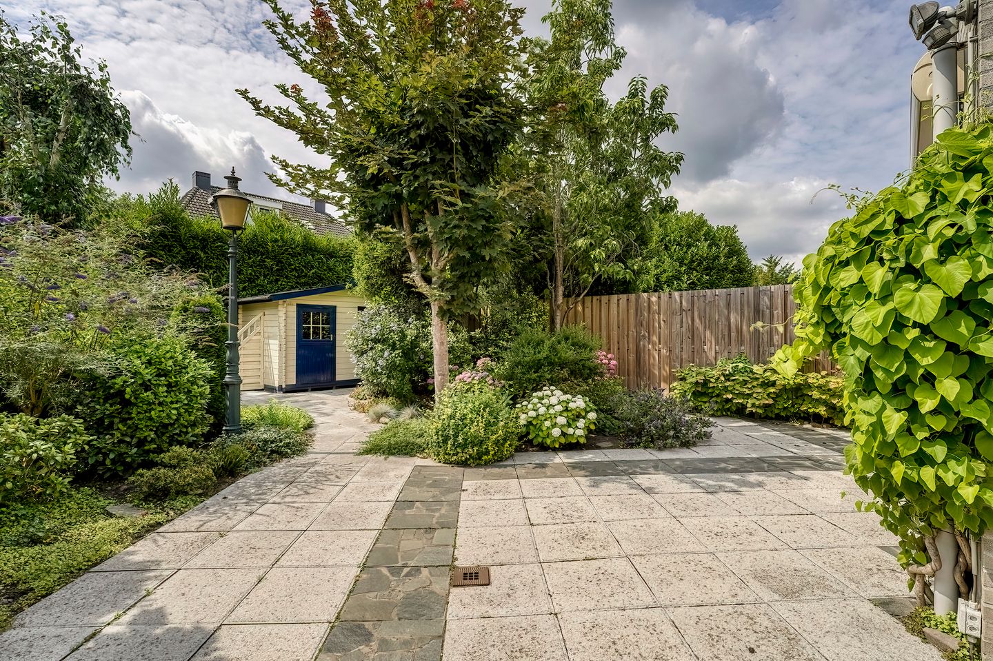 Photo 34 of De Til 15