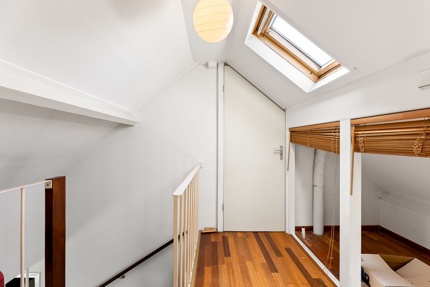 Foto 44 van Burgemeester van Woelderenlaan 58