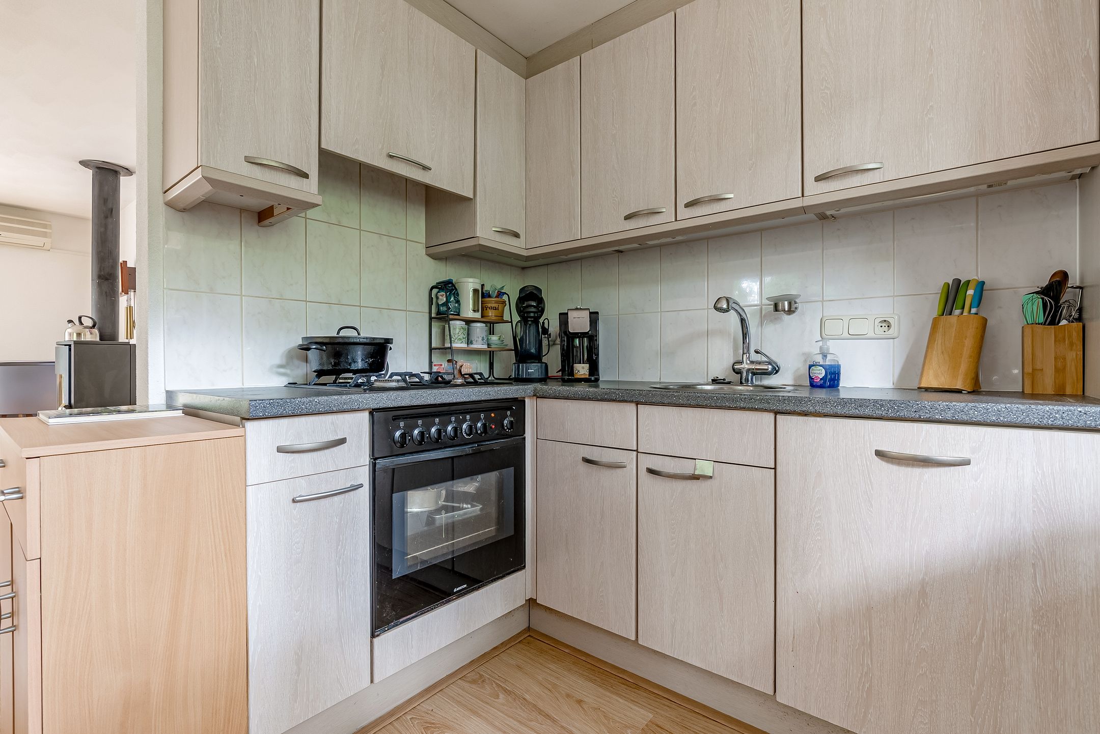 Foto 15 van Parallelweg 26-34