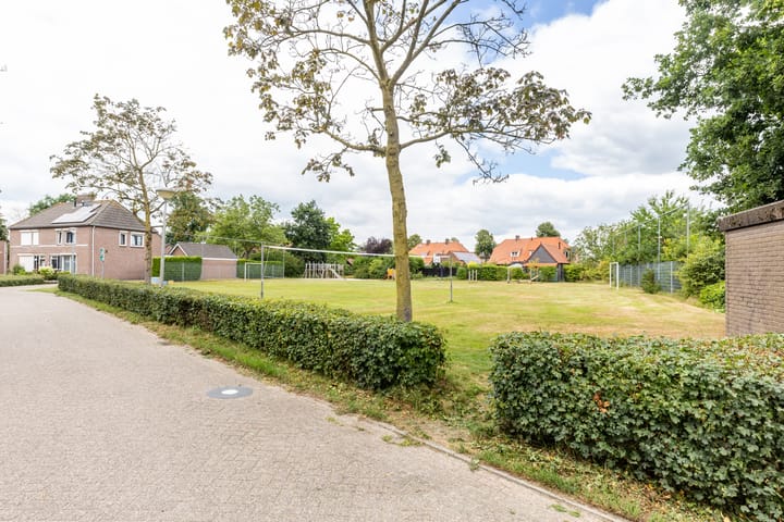 Foto 34 van Plataan 27