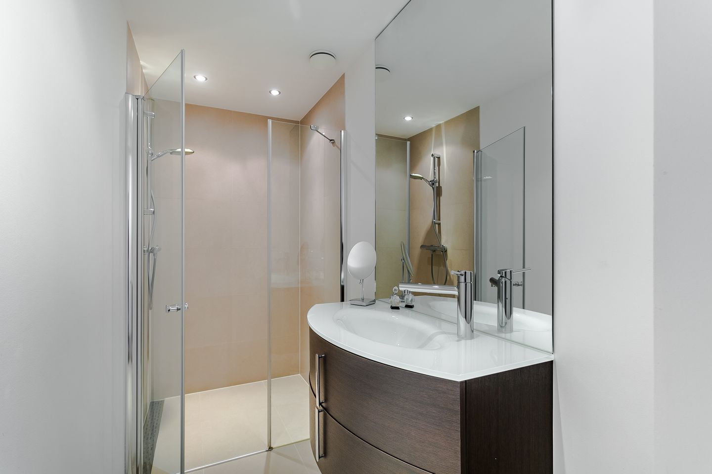 Photo 19 of Chet Bakerstraat 5