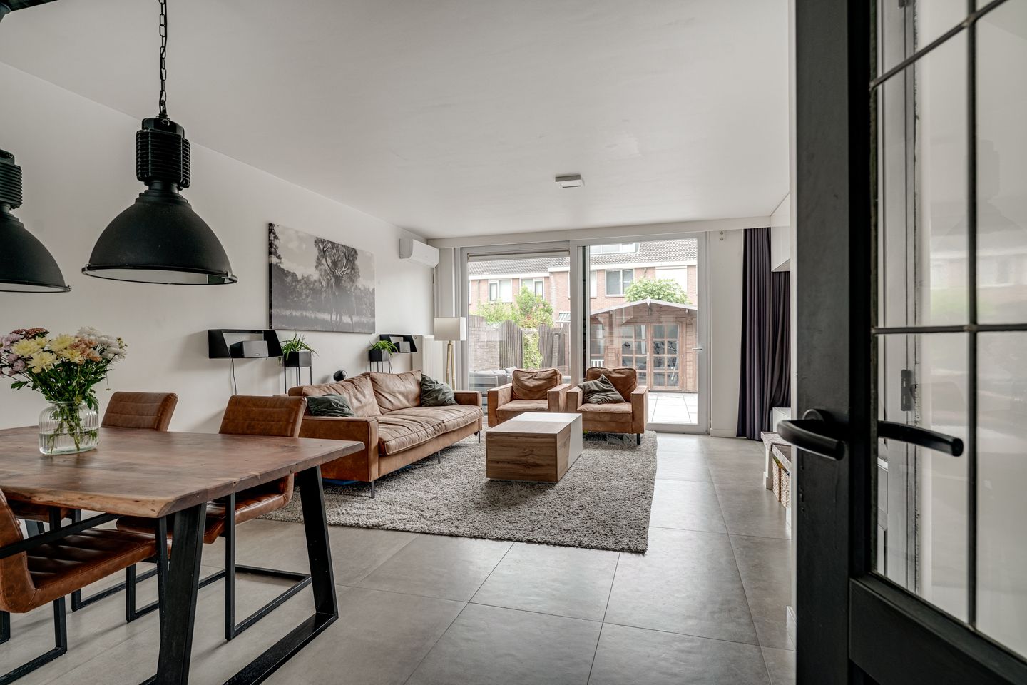 Foto 10 van Meidoornlaan 4