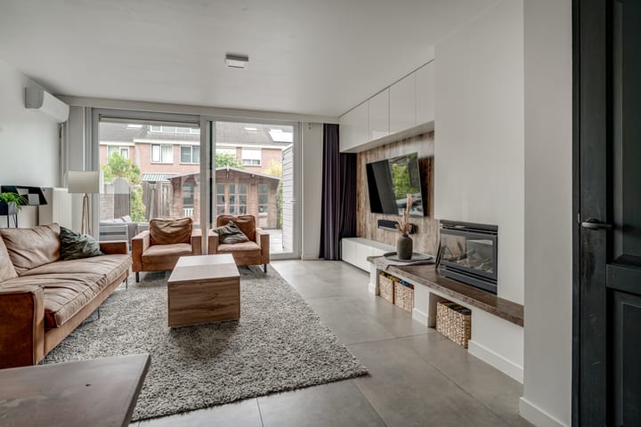 Foto 21 van Meidoornlaan 4