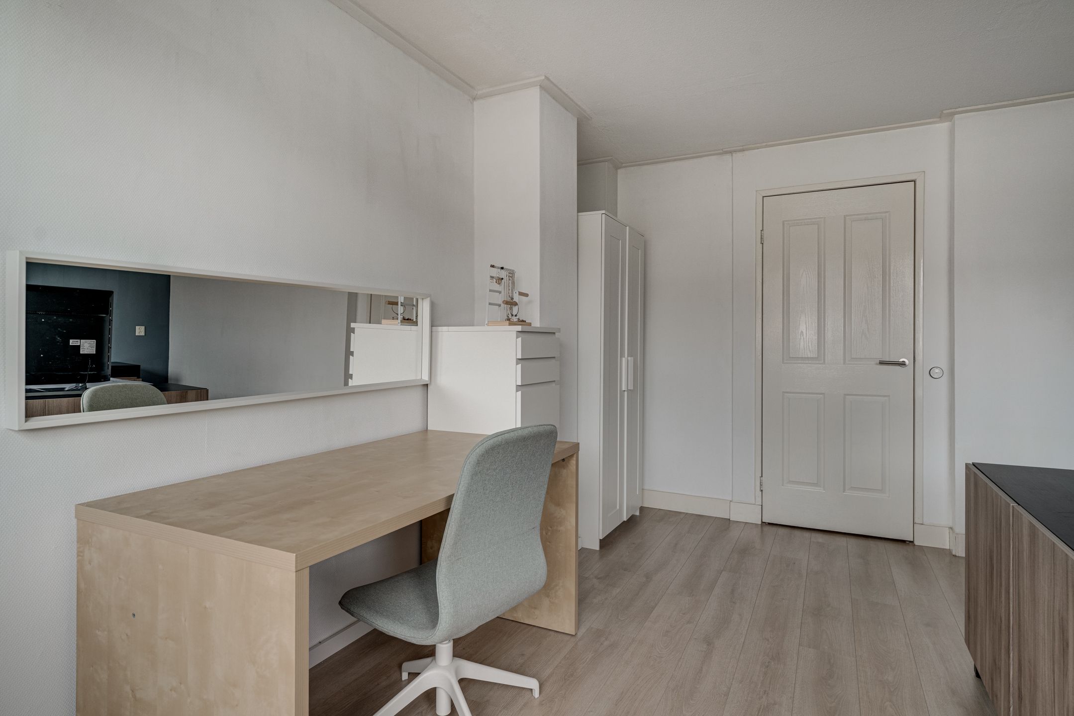 Foto 33 van Meidoornlaan 4