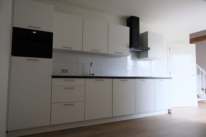 Photo 16 of Burgemeester Scholtensplein 11