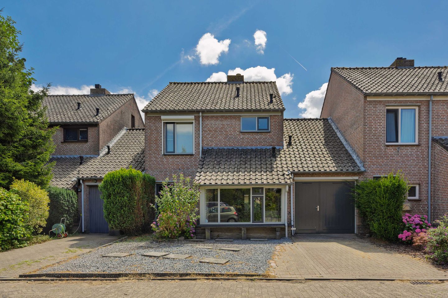 Pastoor Huissenstraat 8 main image