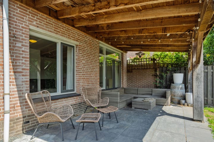 Photo 29 of Pastoor Huissenstraat 8