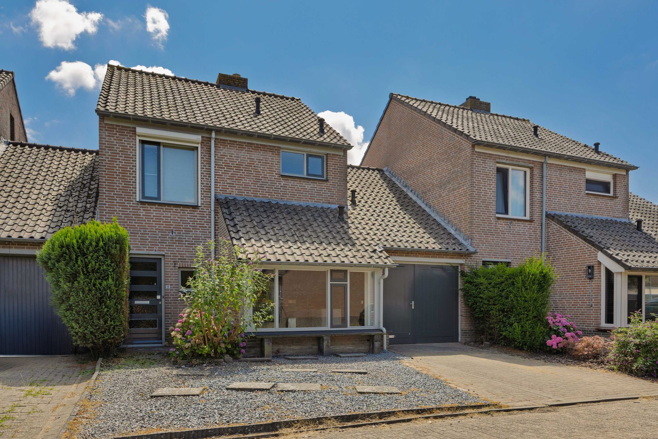 Foto 36 van Pastoor Huissenstraat 8