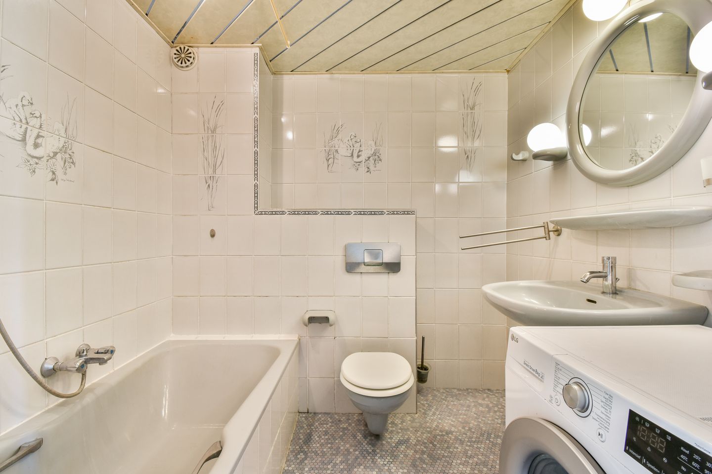 Photo 14 of Meindert Hobbemastraat 133