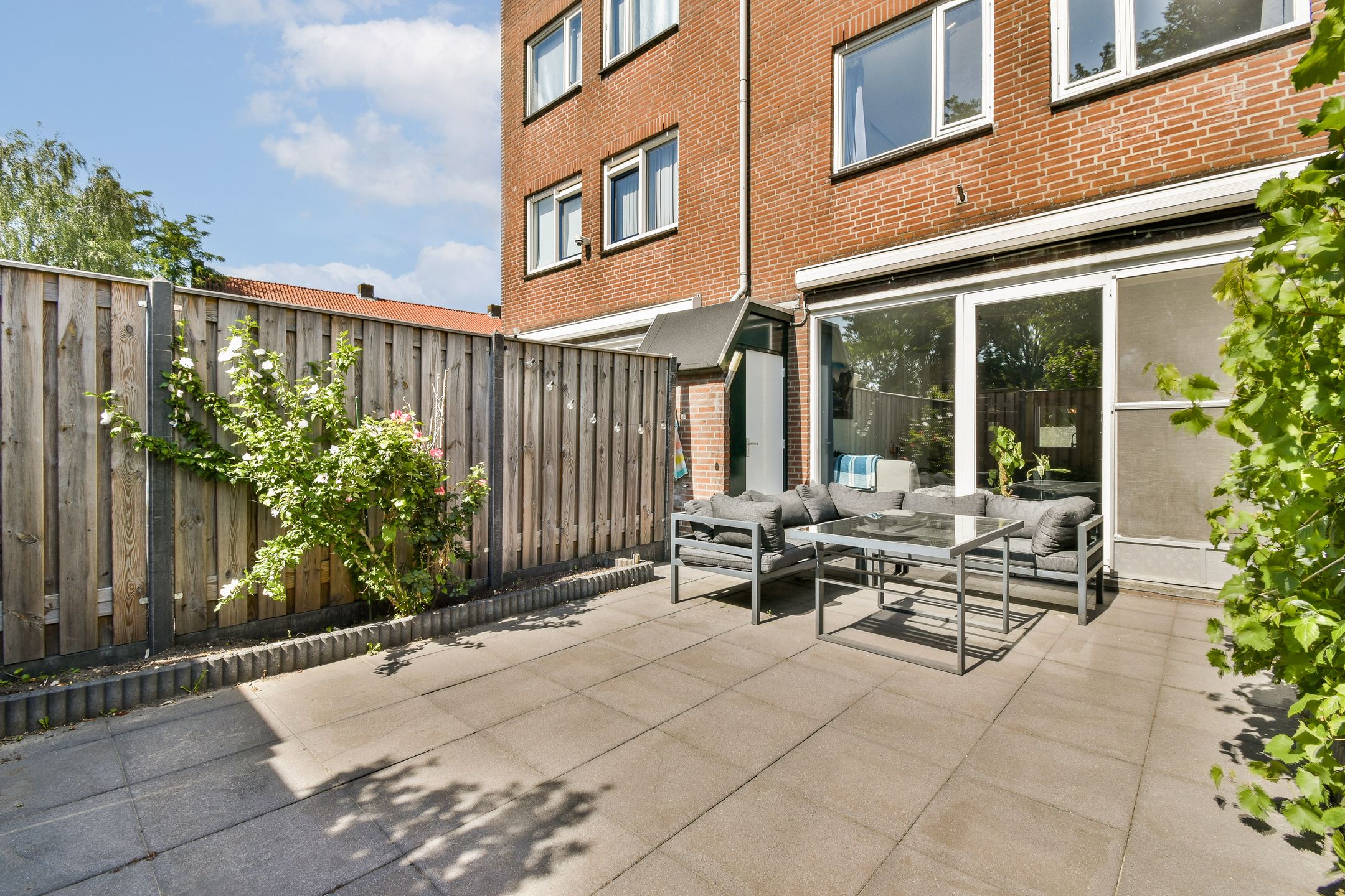 Photo 18 of Meindert Hobbemastraat 133