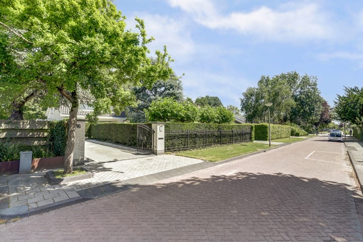 Foto 68 van Dwarsweg 16