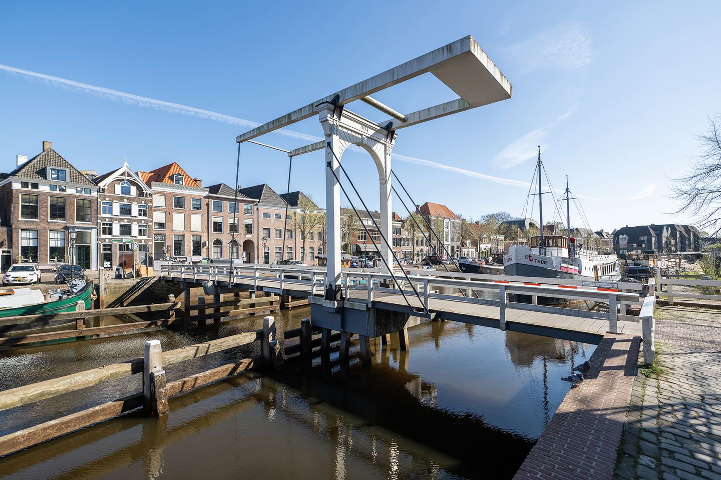 Photo 19 of Thorbeckegracht 60-A