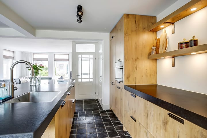 Photo 14 of Oosterblokker 106