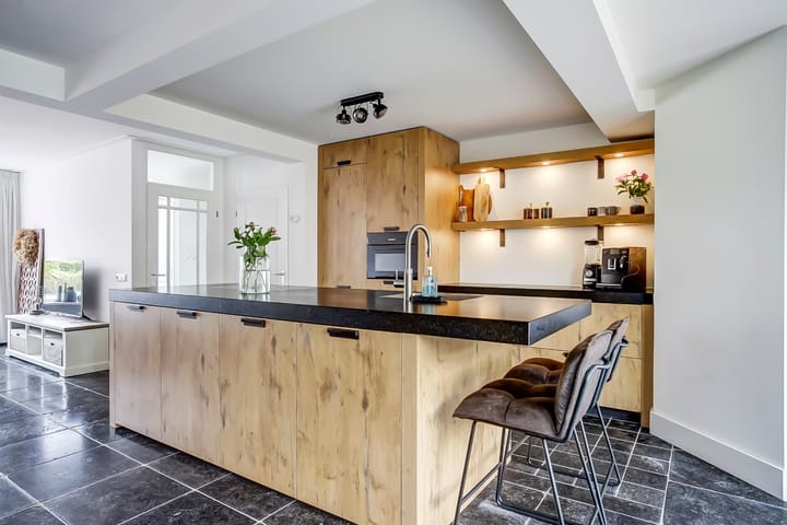 Photo 16 of Oosterblokker 106