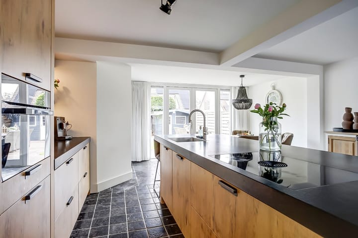 Photo 19 of Oosterblokker 106