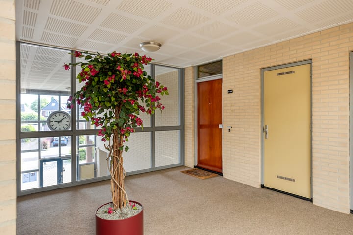 Foto 23 van Tuinstraat 15-109