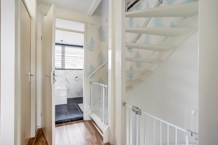 Photo 23 of Oosterblokker 106