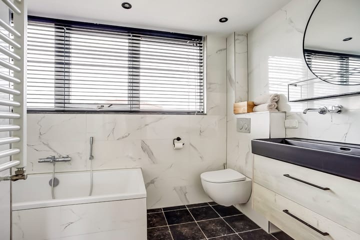 Photo 32 of Oosterblokker 106