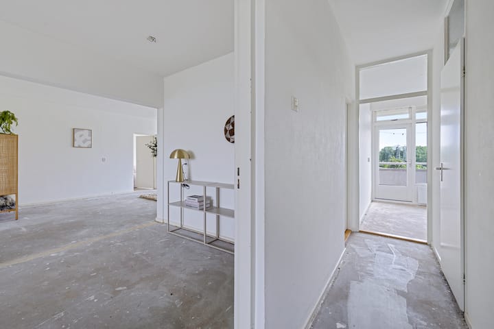 Foto 13 van van Harinxmaplein 109