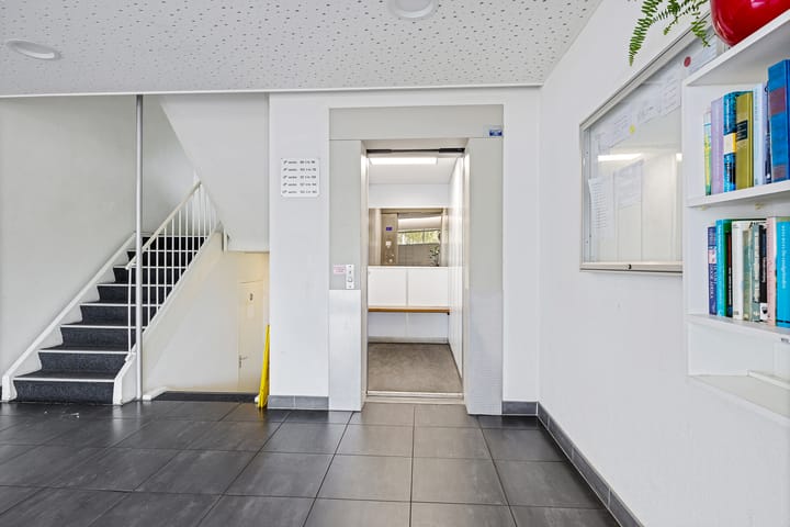 Foto 34 van van Harinxmaplein 109