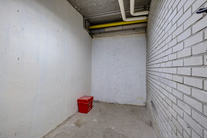 Foto 37 van van Harinxmaplein 109